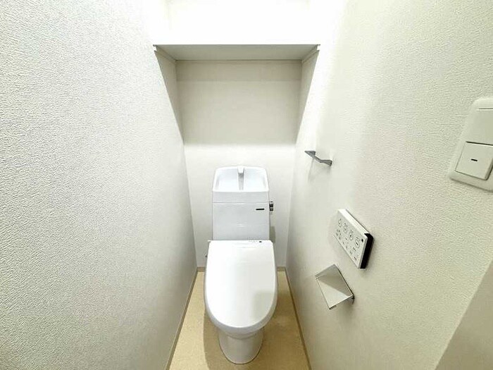 物件内観写真9　(トイレ)