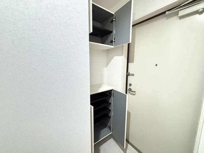 物件内観写真18　(靴箱)