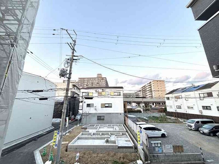 物件内観写真22　(室内からの展望)