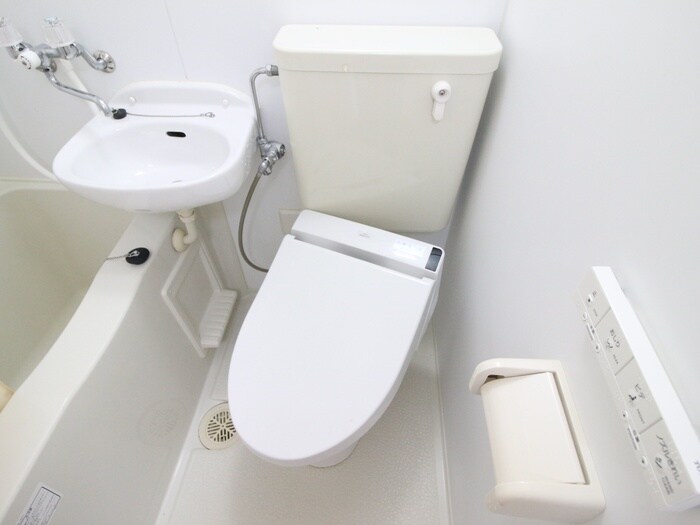 物件内観写真13　(トイレ)