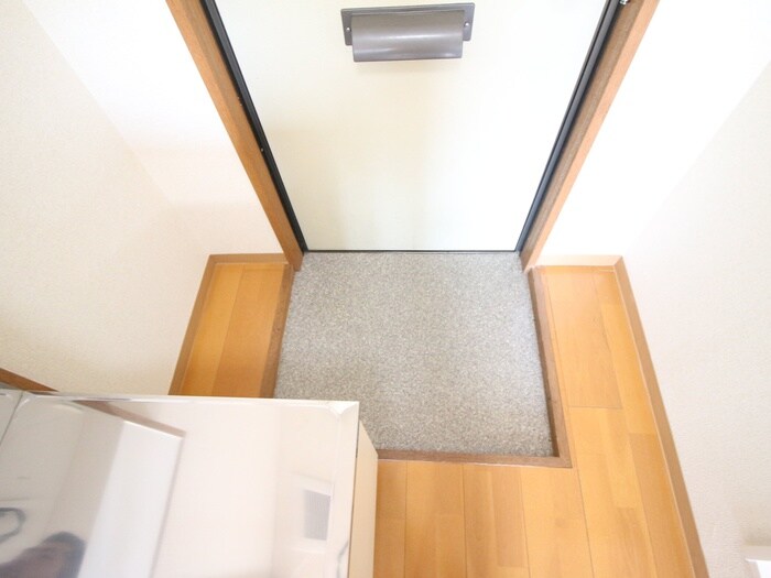 物件内観写真14　(玄関)