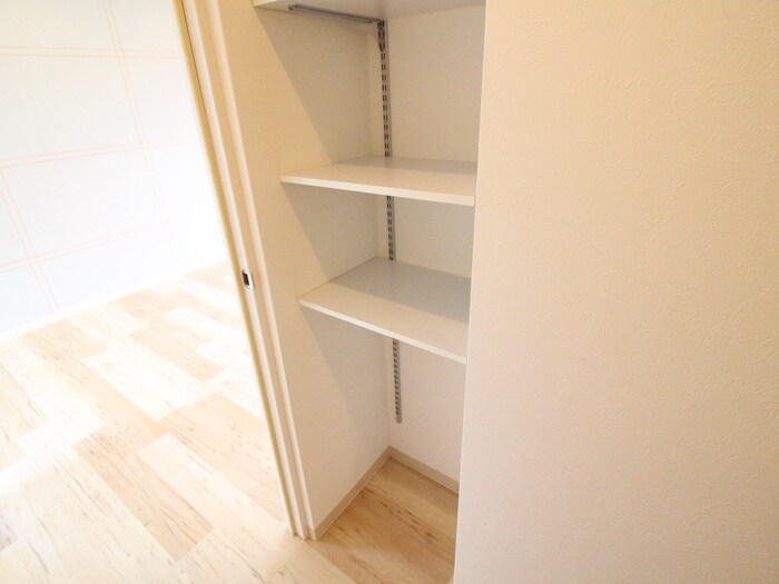 物件内観写真19　(収納)