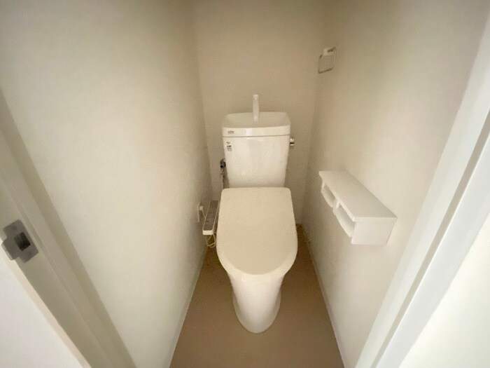 物件内観写真11　(トイレ)