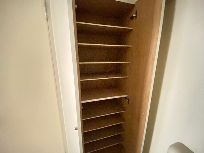 物件内観写真16　(靴箱)