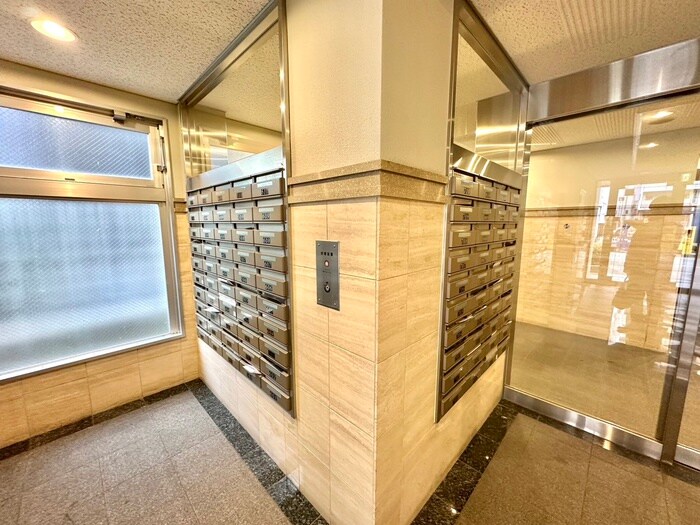 物件外観写真4　(建物設備)