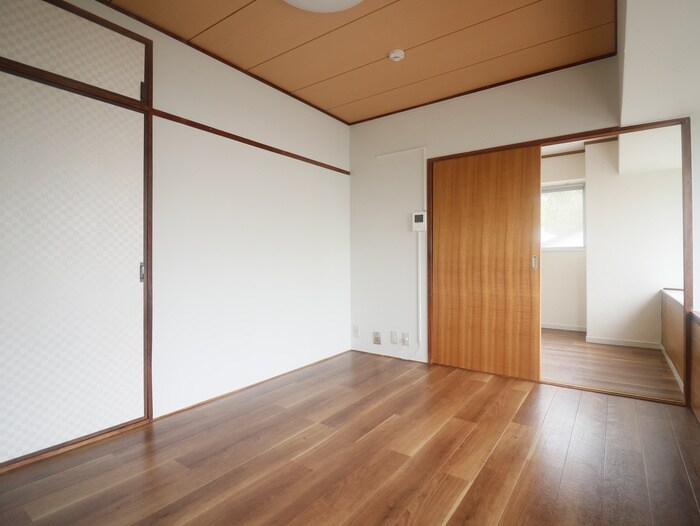 物件内観写真9　(居室)