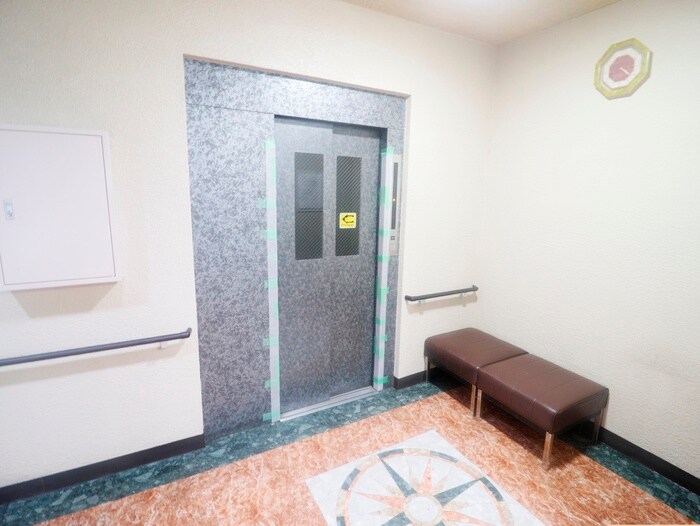 物件外観写真6　(建物設備)