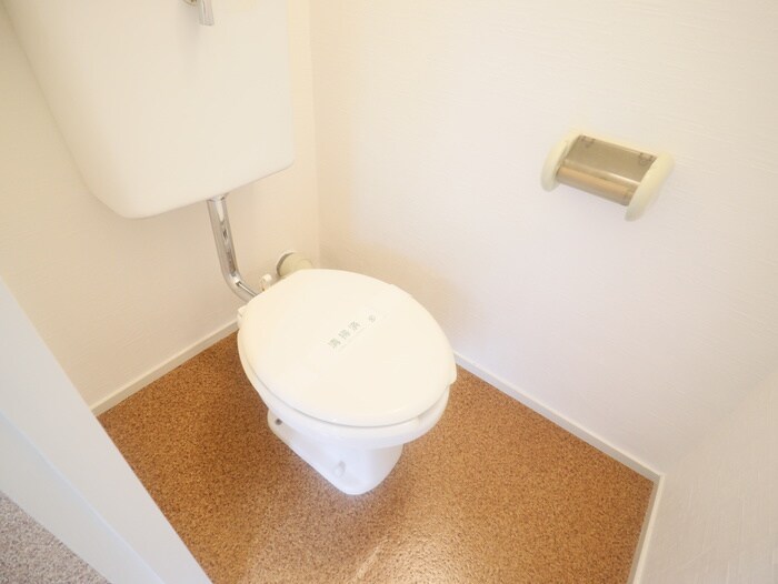 物件内観写真13　(トイレ)