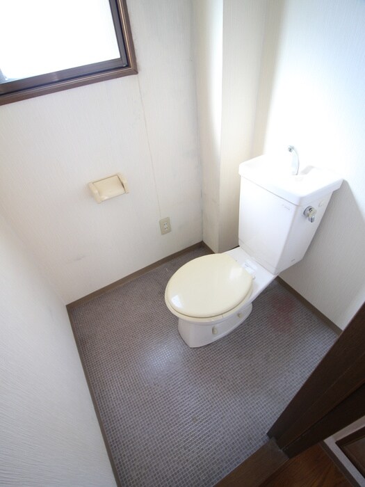 物件内観写真14　(トイレ)