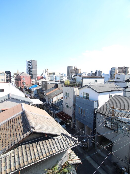 物件内観写真16　(室内からの展望)