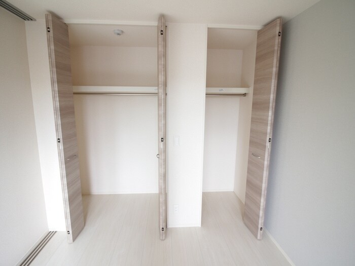 物件内観写真10　(収納)