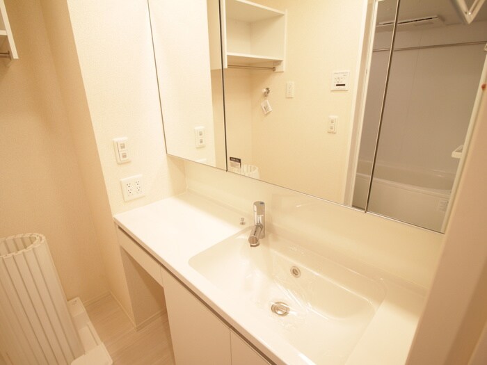 物件内観写真11　(洗面)