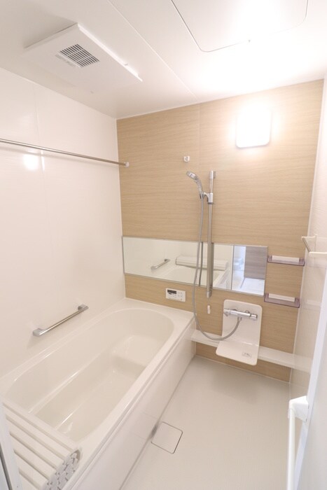 物件内観写真12　(バス／シャワールーム等)