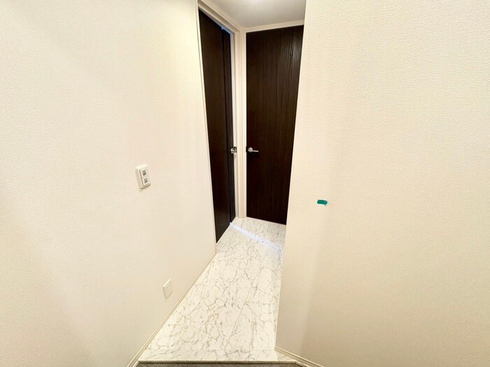 物件内観写真17　(廊下)