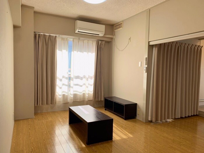 物件内観写真14　(居室)