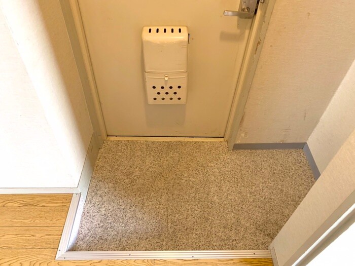 物件内観写真21　(玄関)