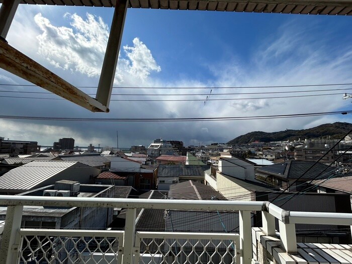 物件内観写真15　(室内からの展望)