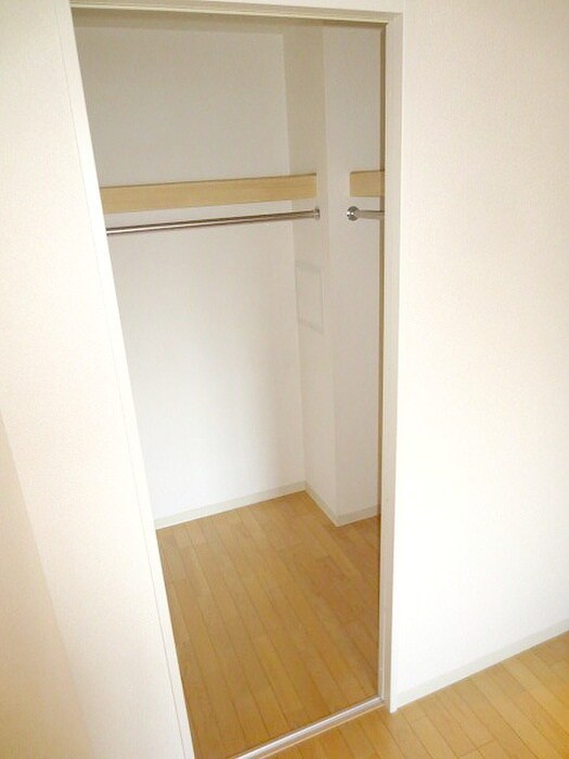 物件内観写真10　(収納)