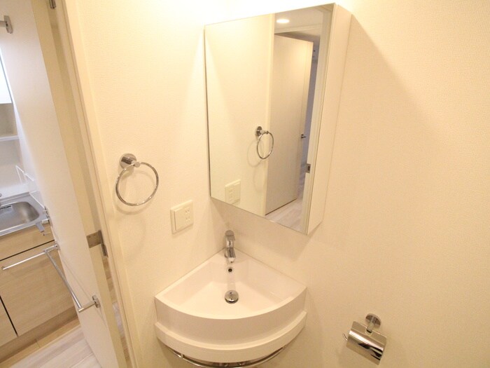 物件内観写真11　(洗面)