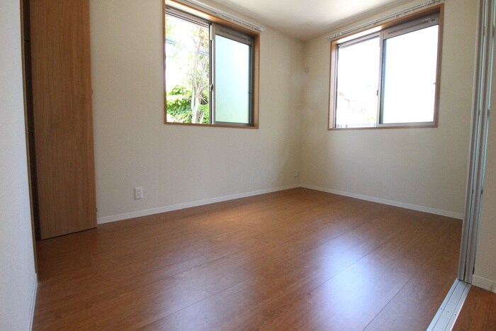 物件内観写真13　(居室)