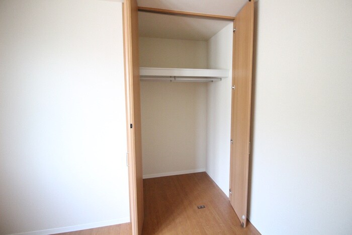 物件内観写真18　(収納)