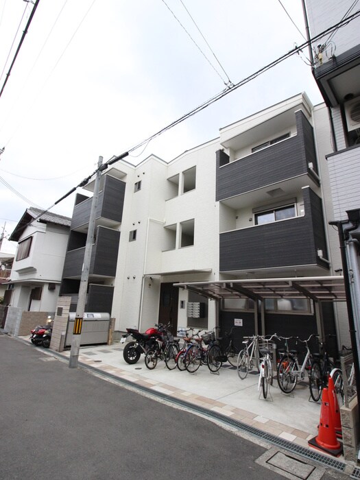 物件外観写真2　(外観写真)