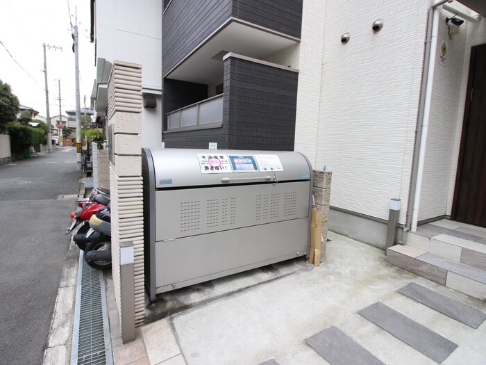 物件外観写真6　(建物設備)