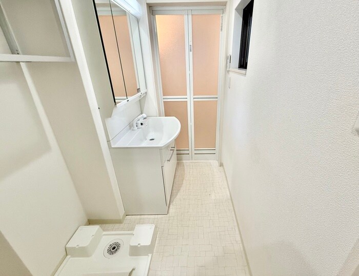 物件内観写真11　(洗面)