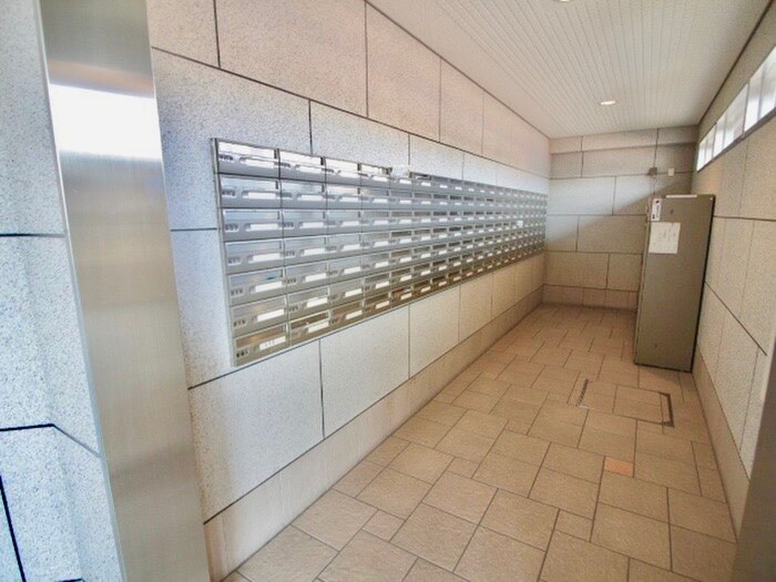 物件外観写真4　(建物設備)