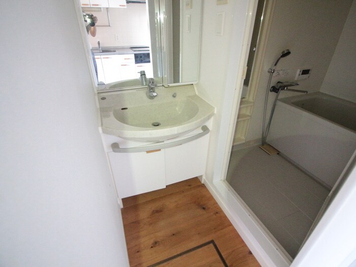 物件内観写真12　(洗面)