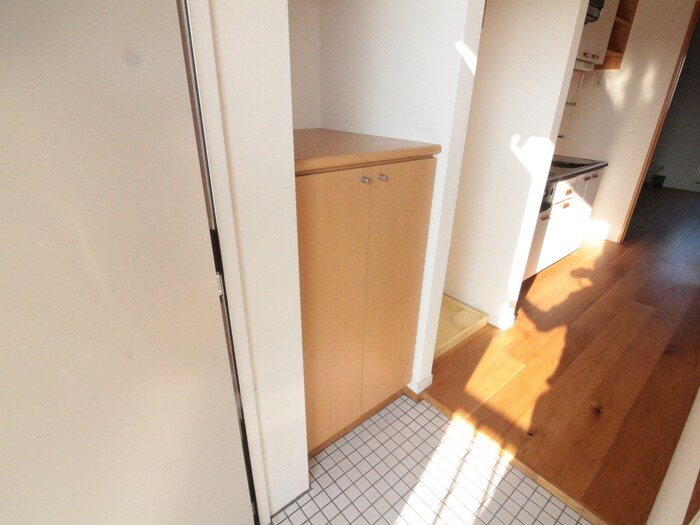 物件内観写真16　(靴箱)