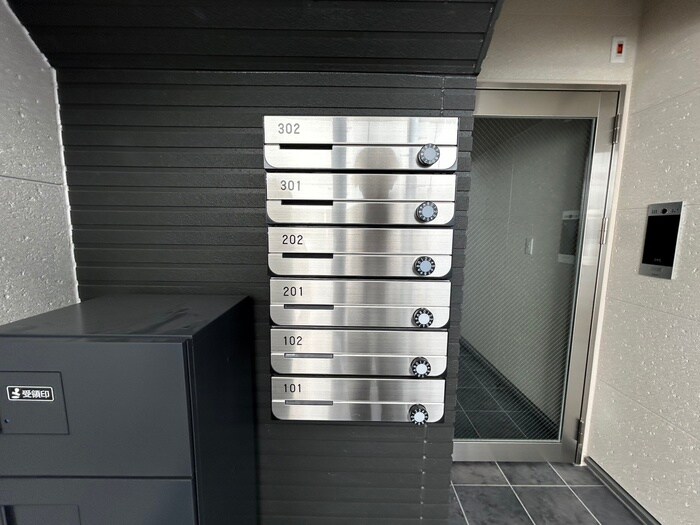 物件外観写真4　(建物設備)