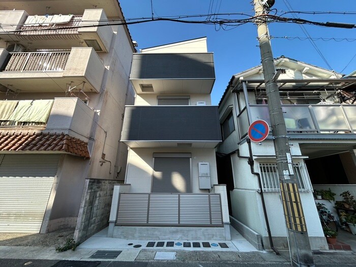 物件外観写真6　(駐輪場)