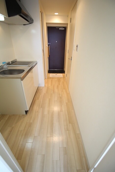 物件内観写真18　(廊下)