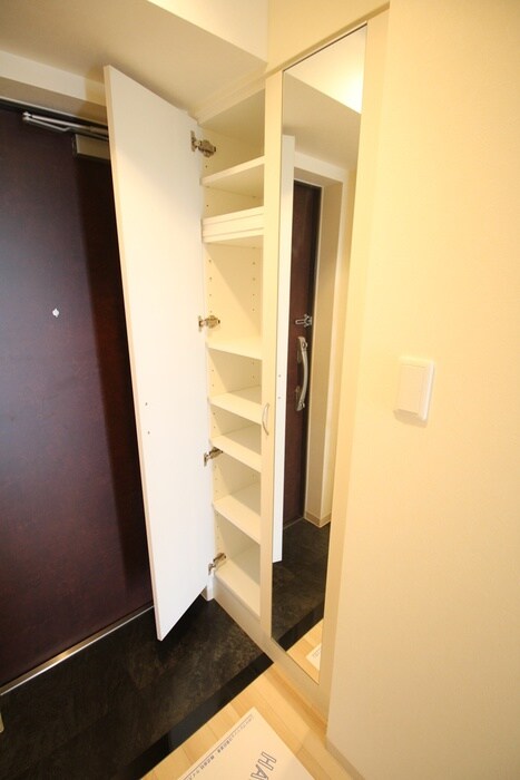 物件内観写真19　(靴箱)