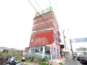 箕面ビル外観写真