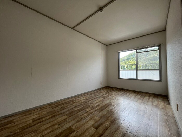 物件内観写真12　(居室)