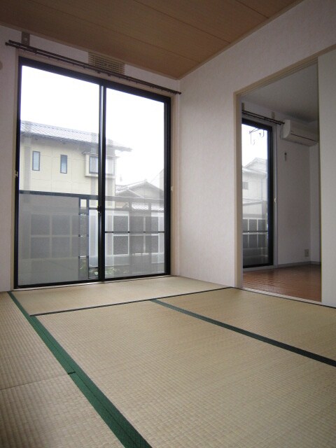 物件内観写真4　(内観写真)