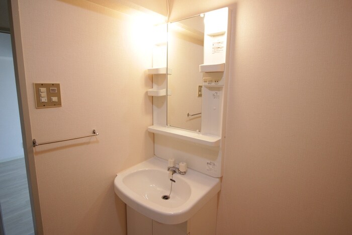 物件内観写真12　(洗面)