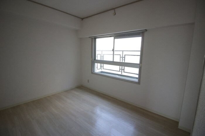 物件内観写真19　(居室)