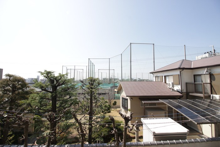 物件内観写真21　(室内からの展望)