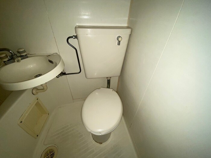 物件内観写真14　(トイレ)