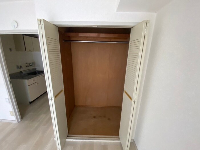 物件内観写真22　(収納)