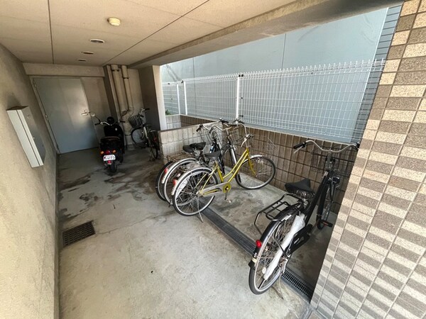 駐輪場