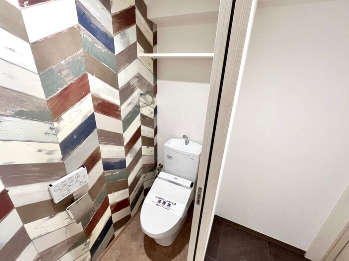 物件内観写真12　(トイレ)