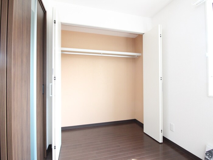 物件内観写真16　(収納)