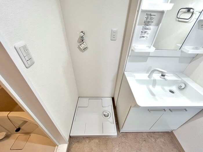 物件内観写真22　(洗濯機置場)