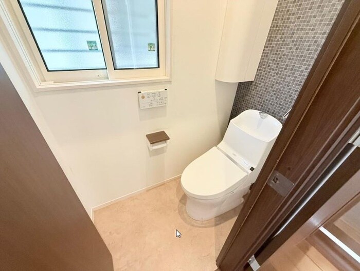 物件内観写真9　(トイレ)