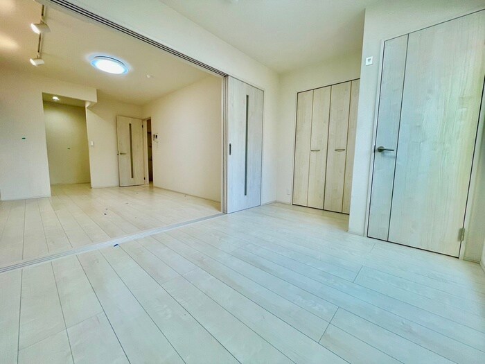 物件内観写真8　(居室)