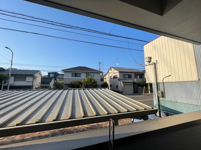 物件内観写真22　(室内からの展望)